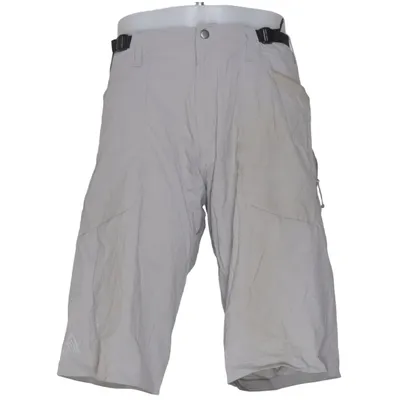 Outdoor shorts (Gray) from 7 Mesh