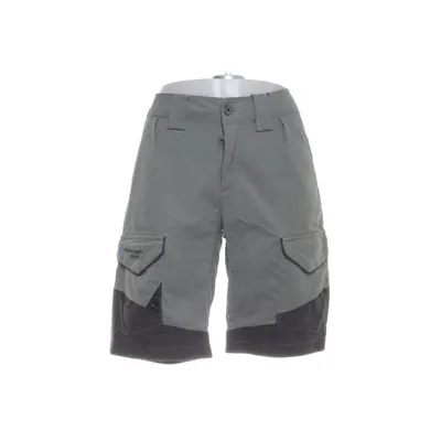 Outdoor shorts (Green, Black) from Klättermusen Organic cotton