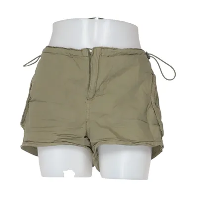 Outdoor shorts (Groen) van BDG Katoen