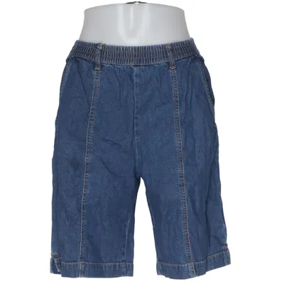 Denim shorts (Blue) from Intown Simplicity