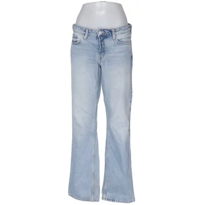 Jeans (Arrow Low Straight Jeans) från Weekday Bomull