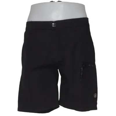 Short d'extérieur (Noir) de Lagency Coton