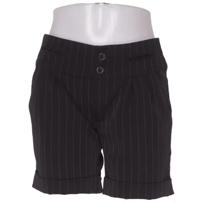 Shorts (Black) from Brooker