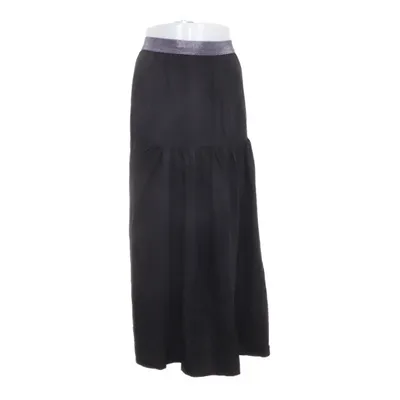 Långkjol (Svart) från One Two & Luxzuz