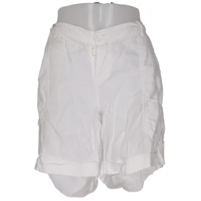 Shorts (White) from Raw Linen