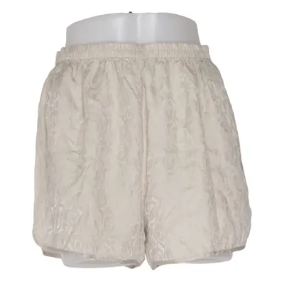 Shorts (Beige) from Lady Avenue Silk
