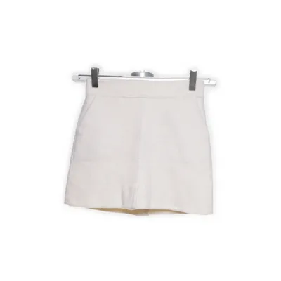 Jupe (Beige, Blanc) de Parosh Laine