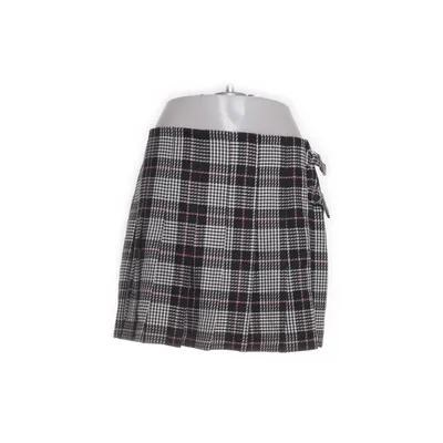 Kjol (Svart, Vit, Rosa) från Miss Selfridge Polyester