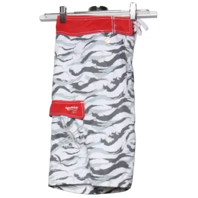 Sports shorts (Red, White, Gray) from Iguana Polyester