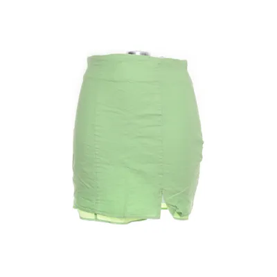 Kjol (Grön) från Melissa Bentsen x NA-KD Polyester