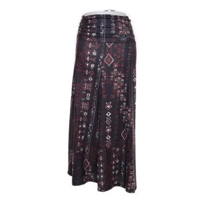 Långkjol (Svart, Röd, Vit) från Coline Elastan, Polyester