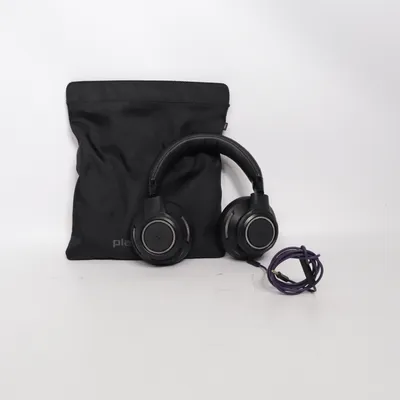 Headphones (Backbeat Pro) from Plantronics