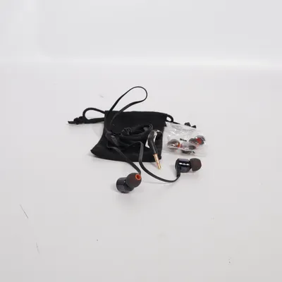 Headphones (Black) from JBL