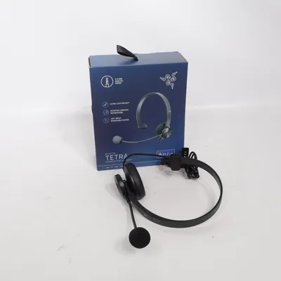 Headset (Tetra) fra Razer