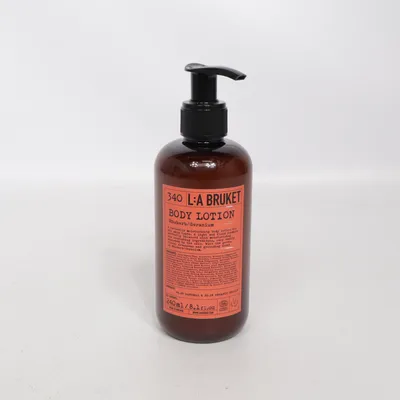 Body lotion (Rhubarb/Geranium) from L:A Bruket