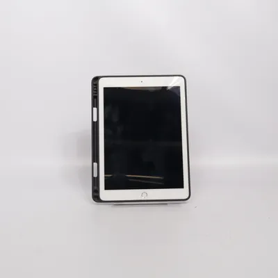 Surfplatta (Svart, Vit) från Apple