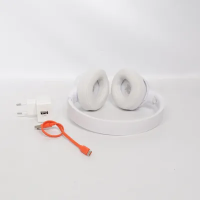 Hörlurar (Tune700NC) från JBL