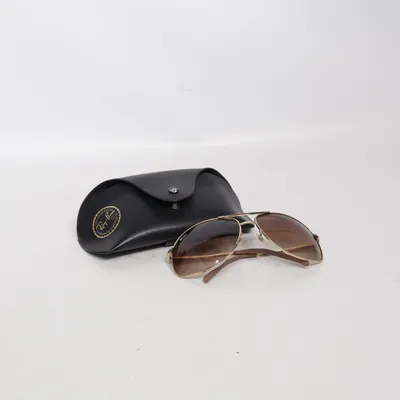 Solglasögon (RB 3387) från Ray-Ban