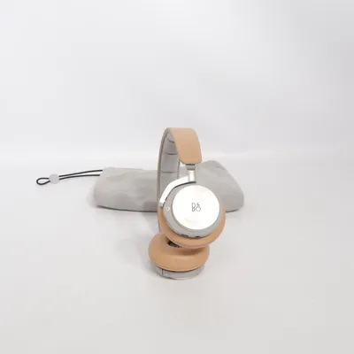 Hörlurar (Beoplay H8) från Bang & Olufsen