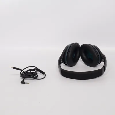 Hörlurar (Svart) från Bose