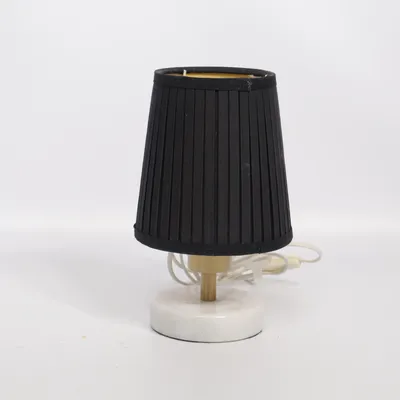 Bordslampa (TYPE16107) från K. Fab