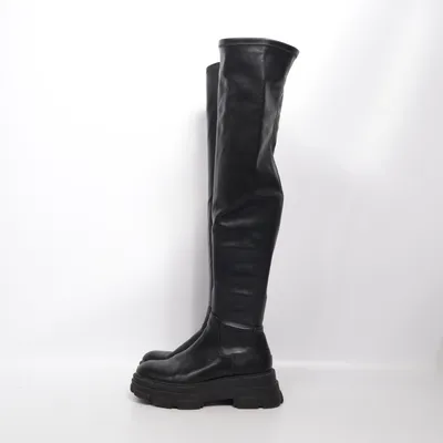 Laarzen (Zwart) van Stradivarius