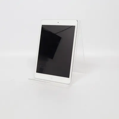 Tablet (White, Silver) from Apple