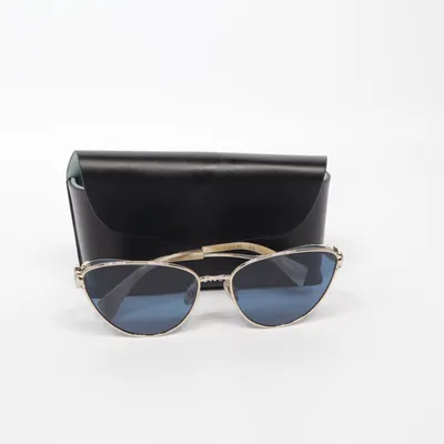 Solglasögon (LNV112S) från Lanvin