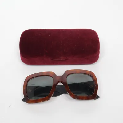 Zonnebril (GG0102S) van Gucci
