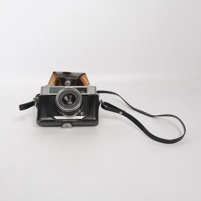 Analogkamera (Ee-Matic) fra Konica