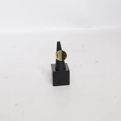 Ring (Guldfärgad) Okänd metall