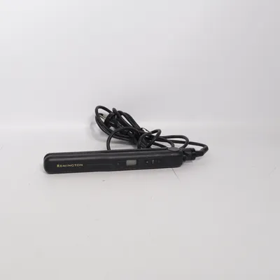 Hair straightener from Remington