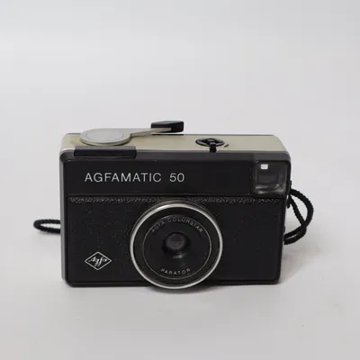 Analoge camera (AGFAMATIC 50) van Agfa