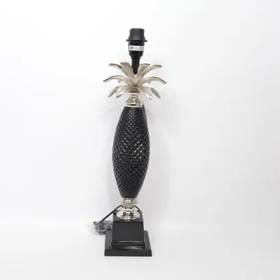 Lampfot (Svart, Silverfärgad) från Stjernsund