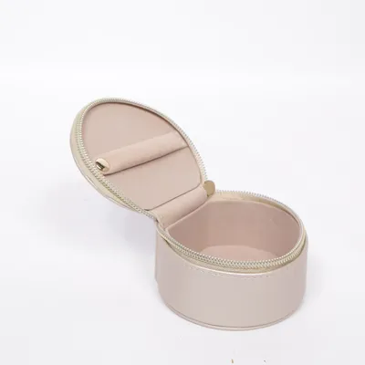 Smyckesförvaring (Beige) från Caroline Svedbom