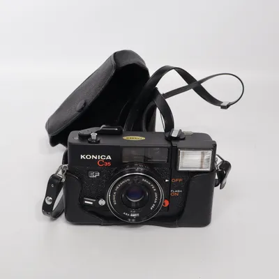 Analogkamera (C35 Ef) fra Konica