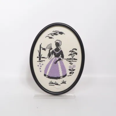Borduurring (Lila, Zwart, Wit)