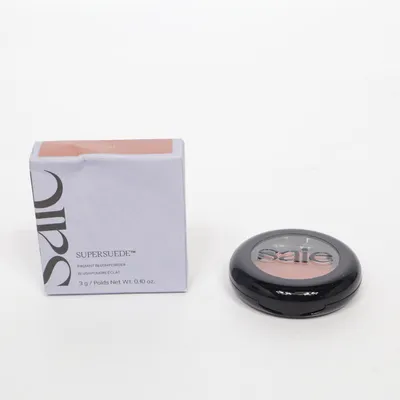Rouge (Supersuede Radiant Powder Blush) från Saie