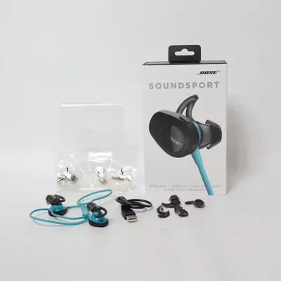 Hörlurar (Soundsport) från Bose