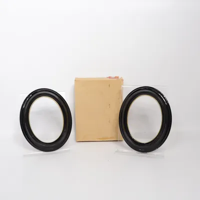 Frame (Black)