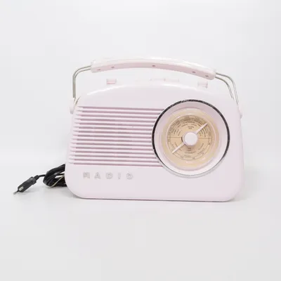 Radio (Pink) fra Retro