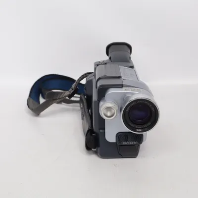 Videocamera (Dcr-Trv145E) van Sony