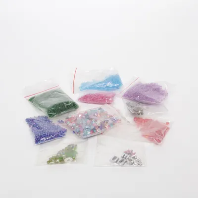 Plastpärlor (Flerfärgad)