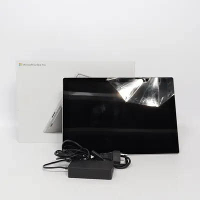 Bærbar computer (Microsoft Surface Pro 6 12,3" 1,9 GHz Intel Core i7 256GB SSD Wi-Fi Platin grey with Windows 10) fra Microsoft