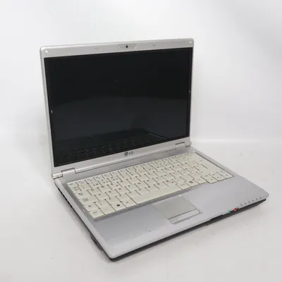 Laptop (E300) från LG