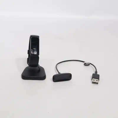 Aktivitetsarmband (Svart) från FitBit