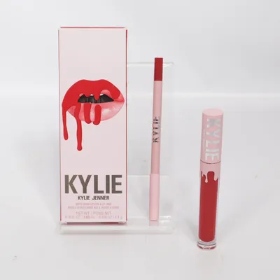 Make-Up Set (Matte Lip Kit) von Kylie Cosmetics