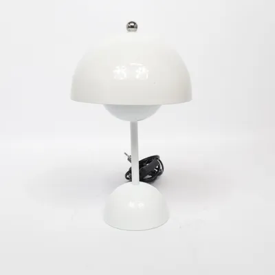 Bordslampa (Vit)