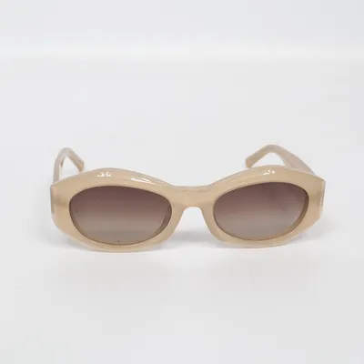 Solbriller (Beige) fra Hanna Lojsan x Corlin Eyewear