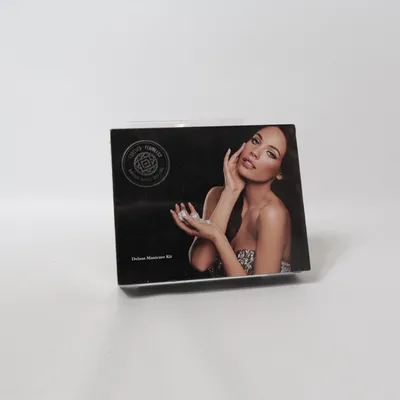 Kit de manucure (Noir) de Forever Flawless